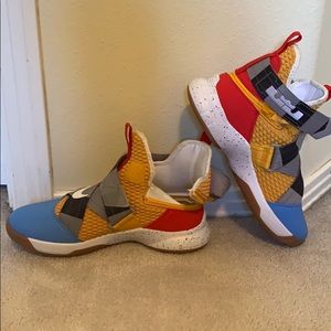 Nike Lebron Solider 12 Flyease Arthur